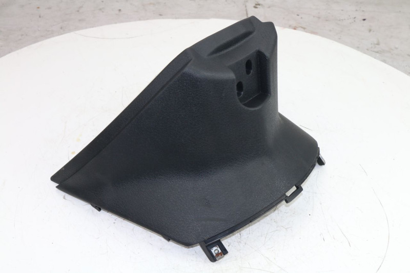 cache-sous-selle-piaggio-fly-4t-50-cm3-46439-3-1.jpeg