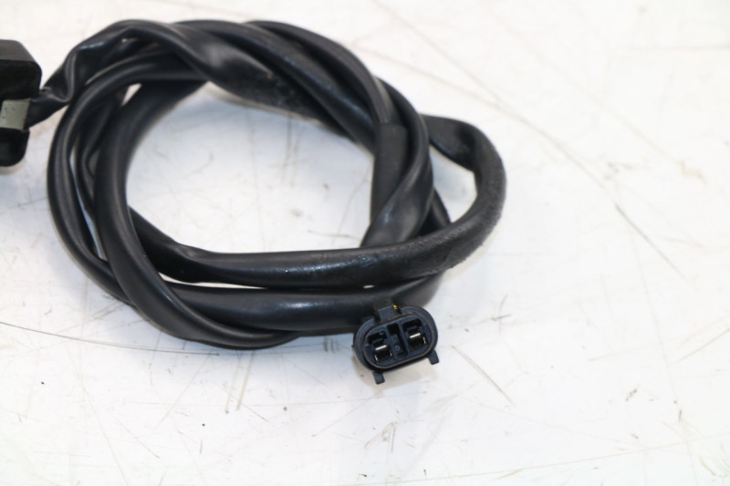 coupe-contact-bequille-yamaha-yzf-r6-125-cm3plus-46953-1.jpeg