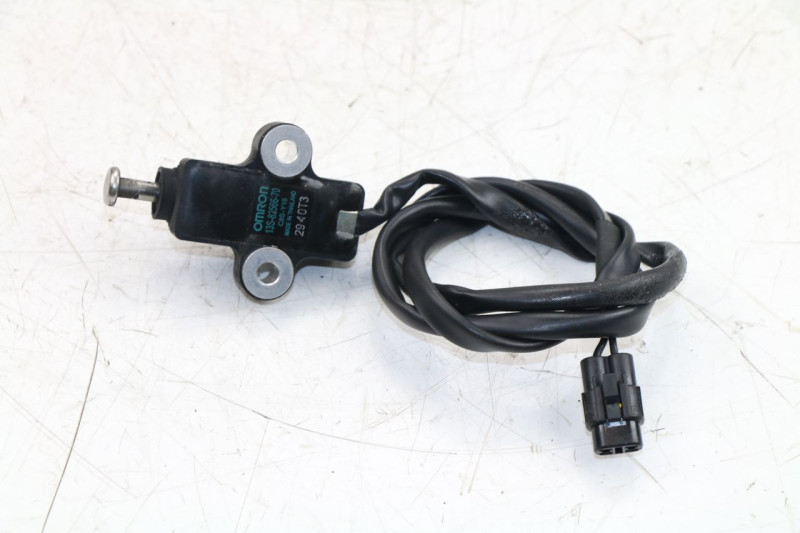 coupe-contact-bequille-yamaha-yzf-r6-125-cm3plus-46953-3-1.jpeg